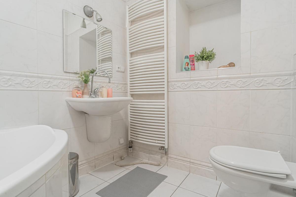 Апартаменты Bright Studio Close To Charles Bridge And Prague Castle Экстерьер фото
